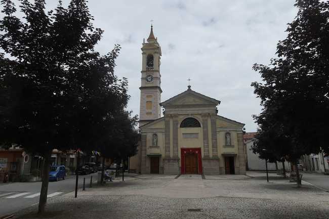 Gravellona Toce Chiesa di San Pietro 01