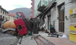 autista betoniera copertina