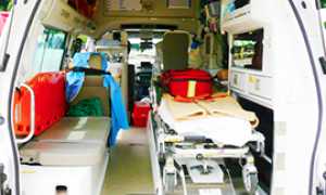 b ambulanza interno dietro 1