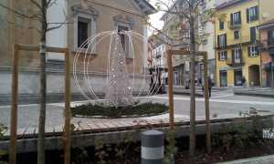 piazzabeltramiomegna natale2018