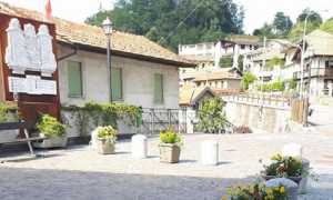 quarnaSotto piazza IV Novembre