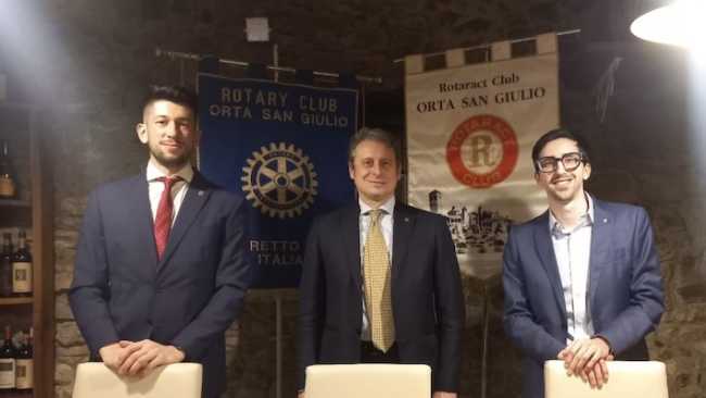 rotary rotaract leo