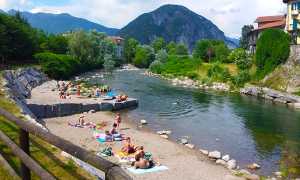 strona fiume estate bagno