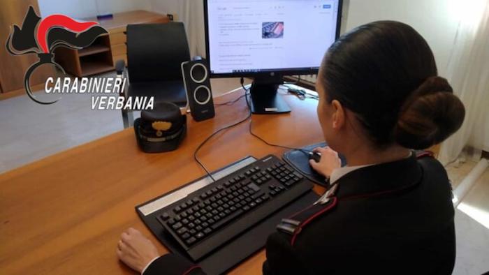 Voleva risparmiare sull'assicurazione, viene truffato per 5mila euro, 8 denunciati