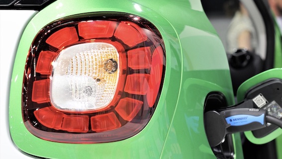 macchina elettrica foto