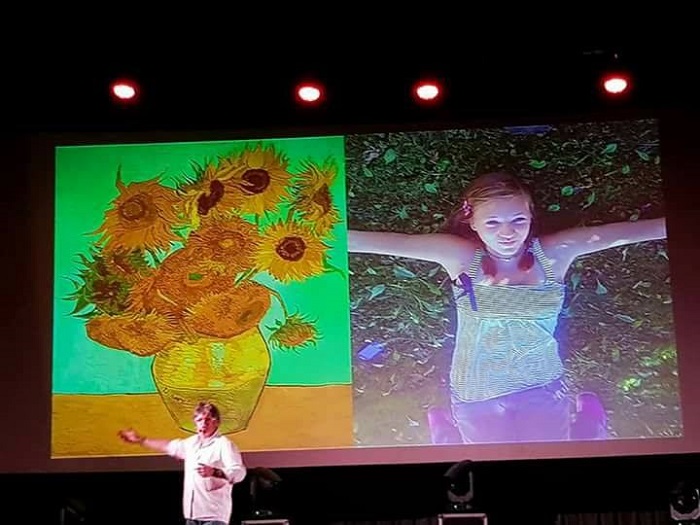 Tutto esaurito il Sociale di Omegna per "Marta...fiore di maggio". Fotogallery