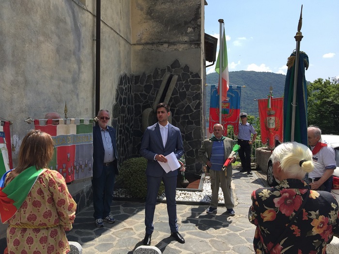 Toccante la cerimonia di commemorazione della Battaglia di Oira