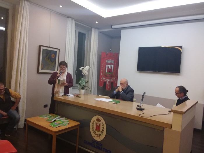 Enrico Magistris con “L'oro e la Cenere” protagonista a Gravellona