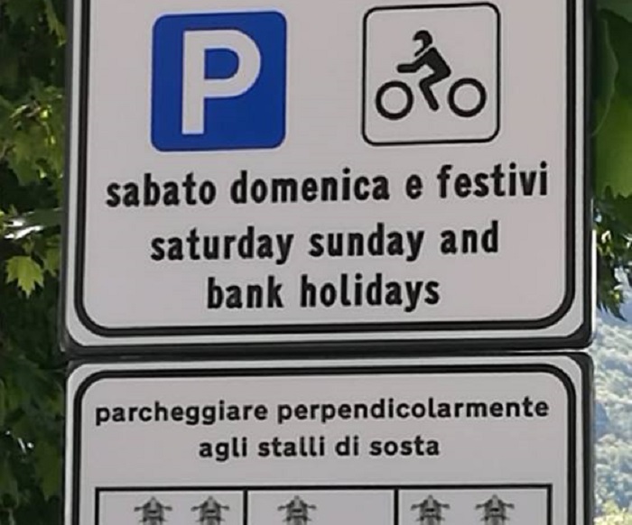 Nuovi parcheggi liberi, al sabato e alla domenica, per le moto ad Omegna
