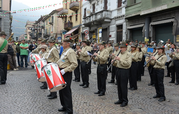 Omegna: il programma della festa per 40° fondazione gruppo Alpini