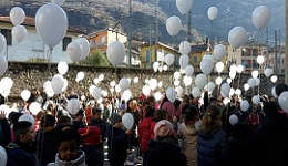 Omegna giornata mondiale contro il cancro infantile 1 700.jpg70