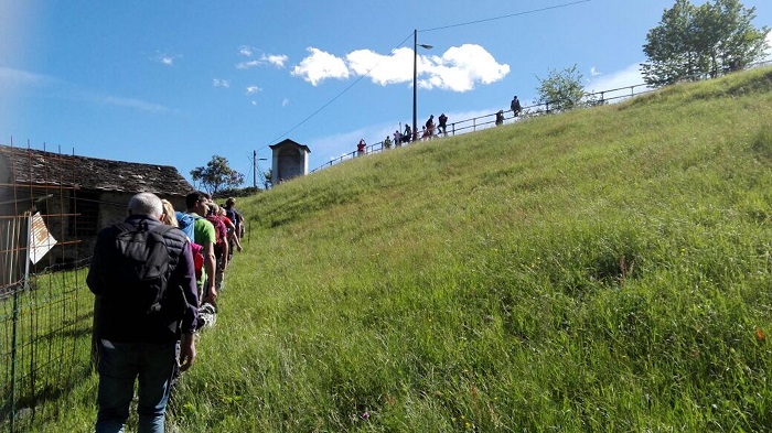 “Camminar scoprendo” svela un passo alla volta  le frazioni di Casale. Fotogallery