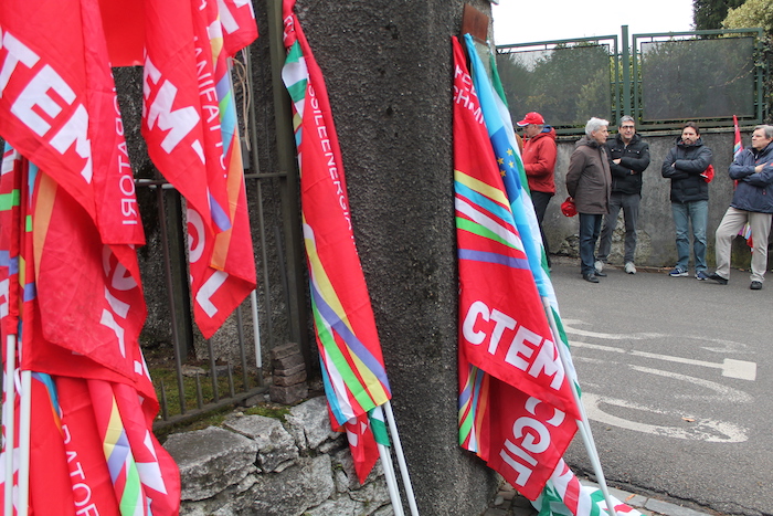 I lavoratori di Hydrochem e di Alessi uniti nella difesa del lavoro 