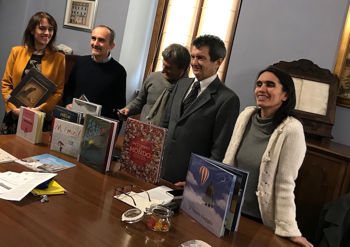 Storie di viaggio, di fuga, di speranza. Alla biblioteca di Omegna si racconta l'immigrazione ai bambini 